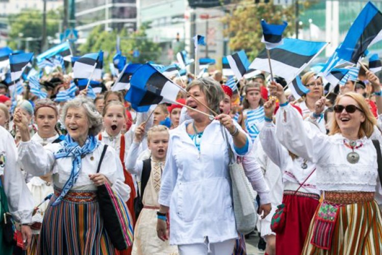 Balti riikide kõige õnnelikumad inimesed elavad Eestis