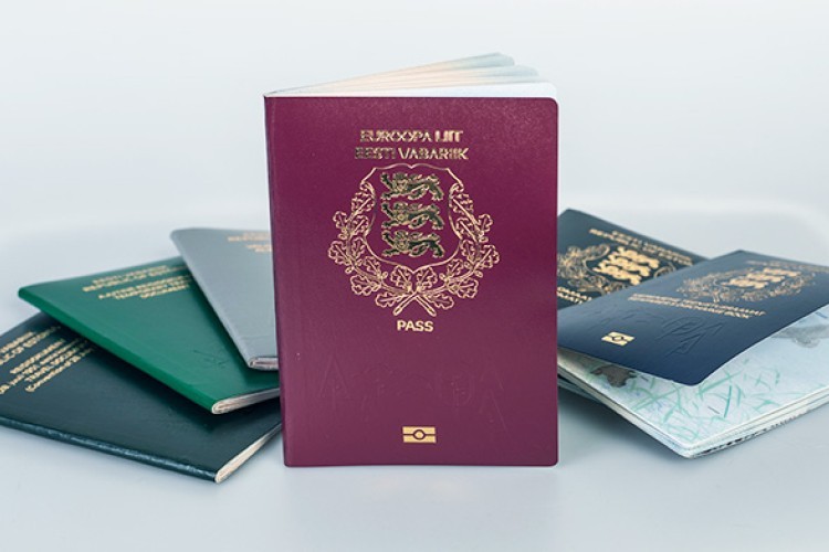 Siseministeerium allkirjastas lepingu passide kulleri vahendusel kättetoimetamiseks välismaal