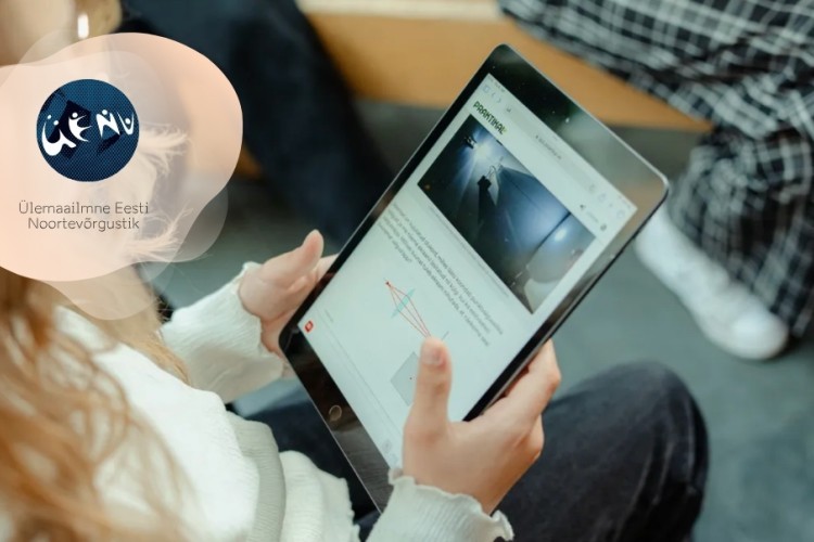 Õpilane Ipadi kasutamas