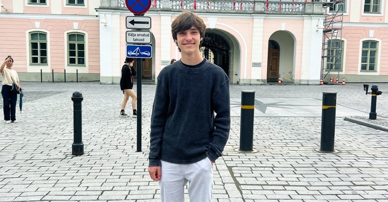 Üleilmakoolis teist aastat õppiv Royce Los Angelesest kirjutab eesti keele õppimisest