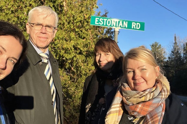 Legendaarne Eesti laste suvelaagri koht Jõekäärus, Ontarios. Piirkonna tänavanimed on kõik Eestipärased.