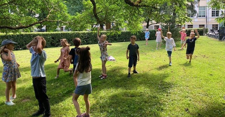 Üleilmakooli linnalaager ja perepäev