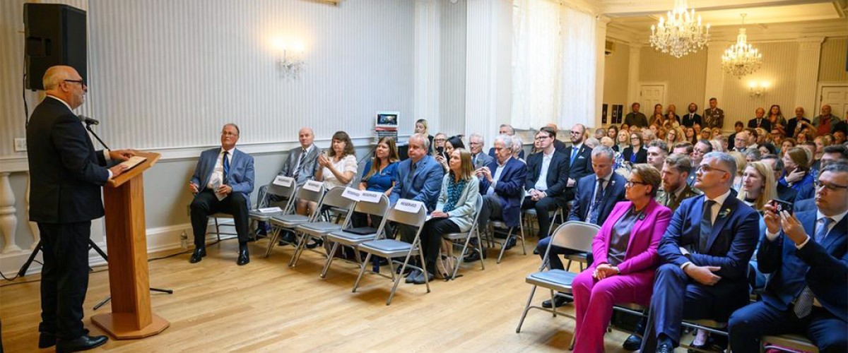 Estonians in the US recall the Great Flight on its 80th anniversary