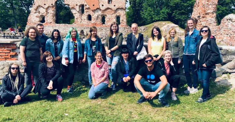 Eesti keele ja kultuuri suve- ja talveülikoolide stipendium