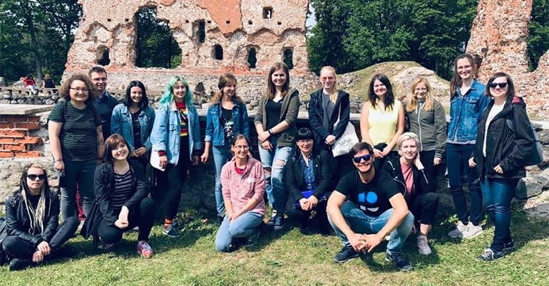 Eesti keele ja kultuuri suve- ja talveülikoolide stipendium