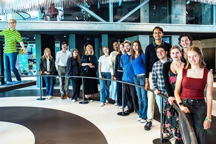 Taotlusvoor on avatud: võõrsil elavatele eesti noortele suunatud praktika sooritamine Eestis